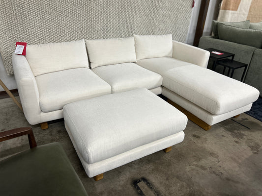 Kalok 92in Reversible Sectional & Ottoman - Buckler Ivory