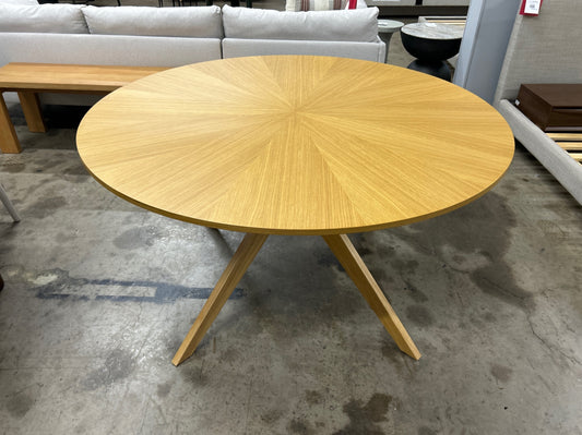 Conan 54in Round Dining Table - Oak