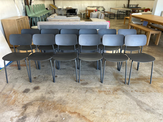 Set of 6 Ari Outdoor Stackable Dining Chairs - Black