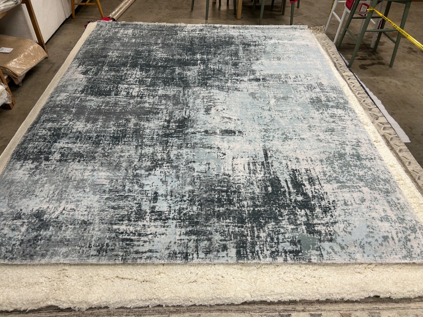 Berge 8 x 10 Rug - Blue Wash