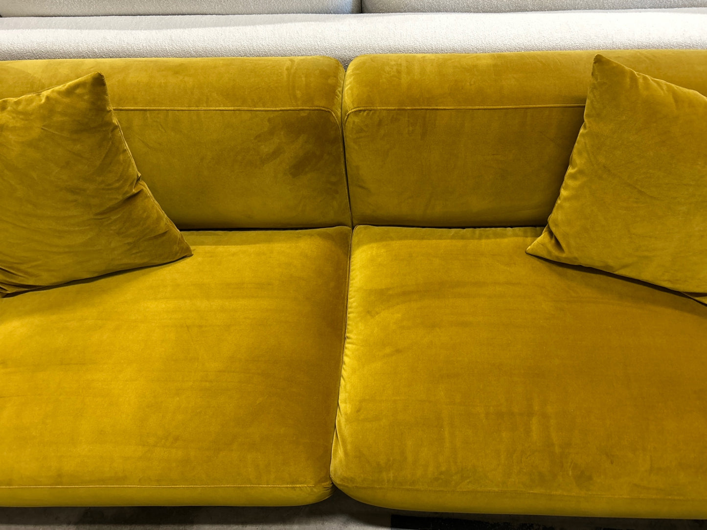 Abisko 91in Velvet Sofa & Ottoman - Plush Yarrow Gold