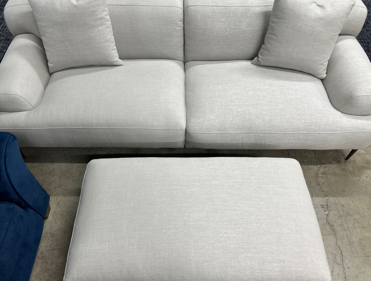 Abisko 91in Sofa & Ottoman - Welsh Gray