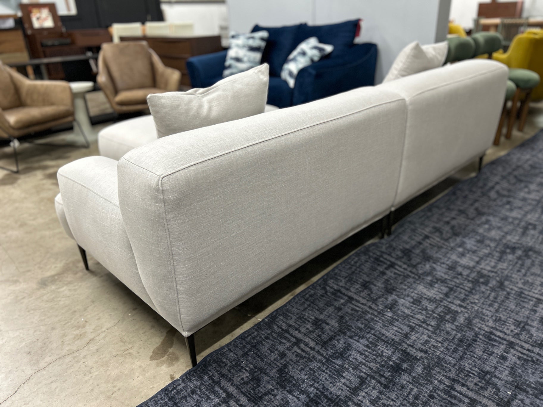 Abisko 91in Sofa & Ottoman - Welsh Gray
