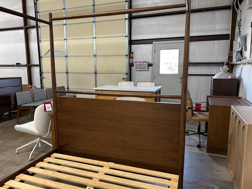 Lenia Queen Canopy Bed - Walnut