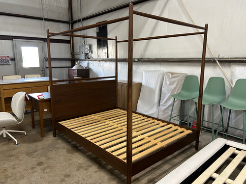 Lenia Queen Canopy Bed - Walnut