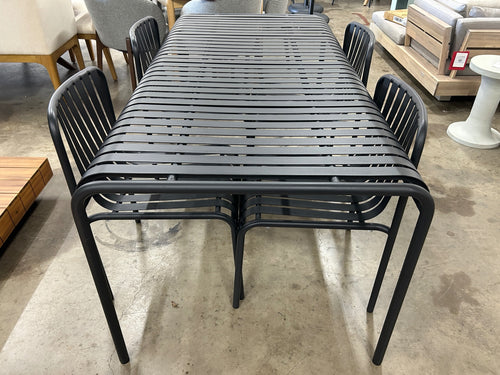 The Sarek Dining Set - Black