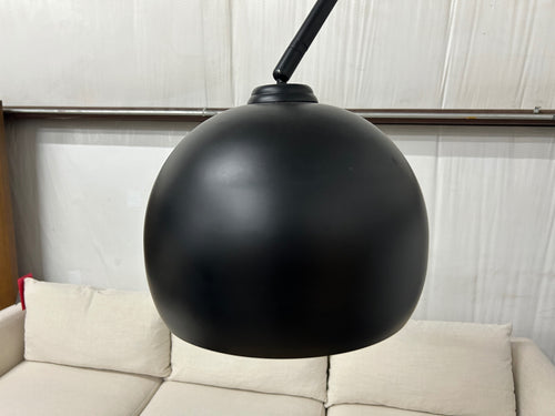 Crescent Floor Lamp - Black