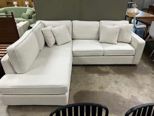 Interior Define James 3-Seat Bumper Sectional- Porcelain Performance Classic Weave