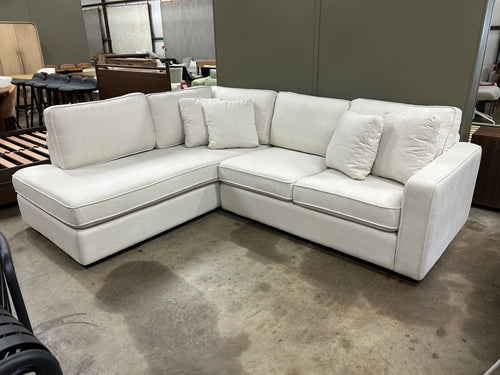 Interior Define James 3-Seat Bumper Sectional- Porcelain Performance Classic Weave