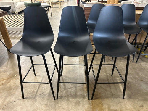 Set of 3 Svelti Bar Stools - Pure Black