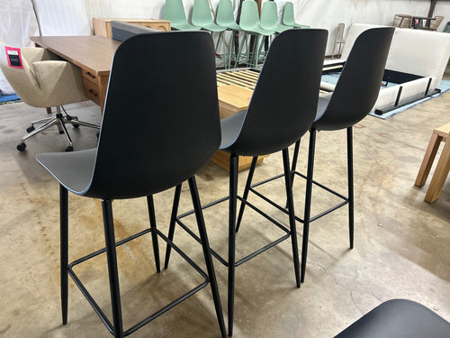 Set of 3 Svelti Bar Stools - Pure Black