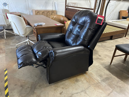 Catnapper Madison Italian Leather Power Lift Lay Flat Recliner with Heat & Massage- Walnut