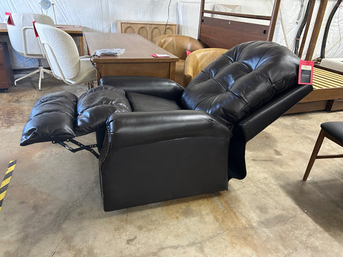 Catnapper Madison Italian Leather Power Lift Lay Flat Recliner with Heat & Massage- Walnut