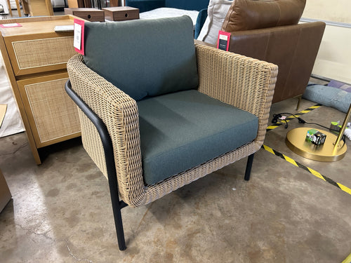 Aby 33" Outdoor Lounge Chair - Dravite Green