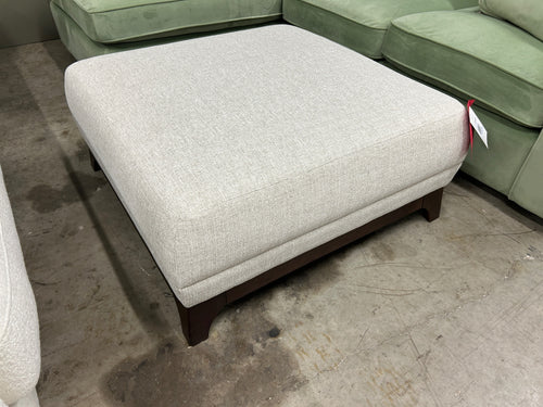 Ceni 35in Ottoman - Chalk Gray