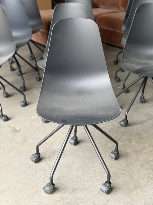 Clearance- Svelti Office Chair - Pure Black