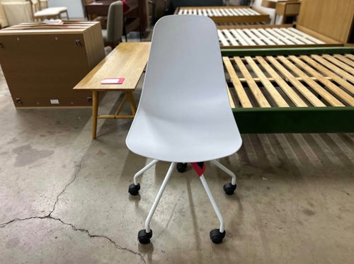 Svelti Office Chair - Pure White