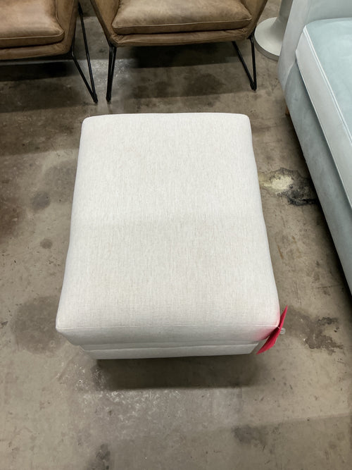 Riley 28in Ottoman - Napa White