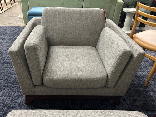 Ceni 39" Lounge Chair - Quarry Gray