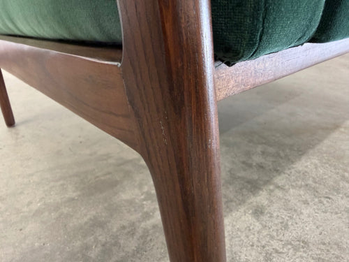 Nord 29" Velvet Lounge Chair - Balsam Green