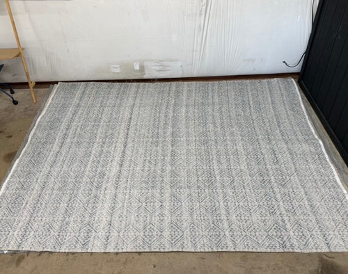 Axill 9 X 12 Indoor/Outdoor Rug - Blue Diamond