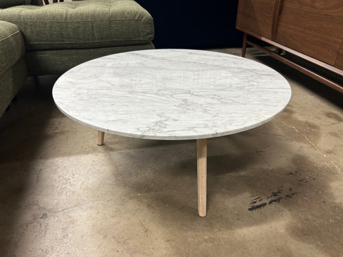 Mara 31.5" Marble Coffee Table - Oak