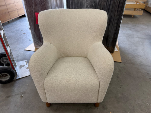CLEARANCE Archie 31.5" Lounge Chair - Bijou Cream Bouclé