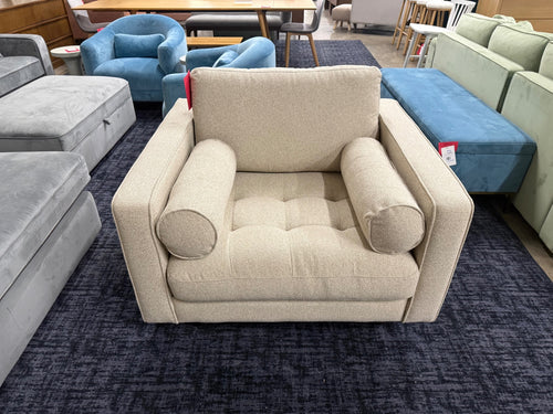 Sven 42" Tufted Lounge Chair - Ratine Buff