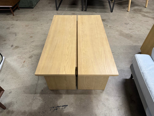 Karl 46" Lift-Top Storage Coffee Table - White Oak