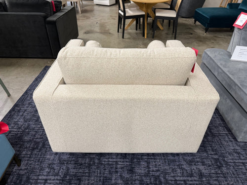 Sven 42" Tufted Lounge Chair - Ratine Buff
