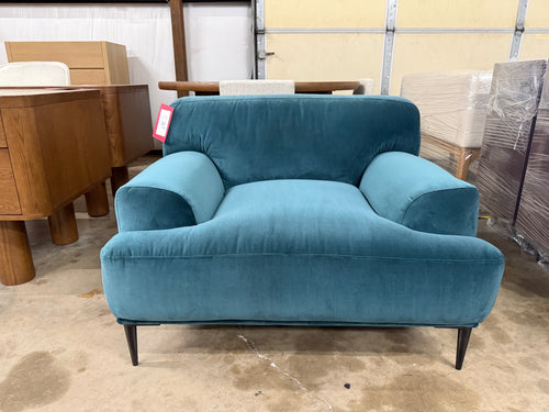 Abisko 42.5" Velvet Lounge Chair - Plush Pacific Blue