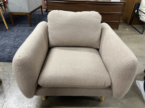 Sanders 37in Lounge Chair - Sandstone Wool Boucle