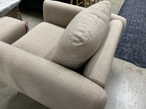 Sanders 37in Lounge Chair - Sandstone Wool Boucle