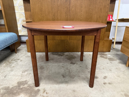 Heidi 42" Round Dining Table - Walnut