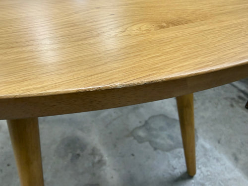 Seno 36” Round Dining Table - Oak