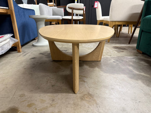 Tovi 42.5" Coffee Table - Oak