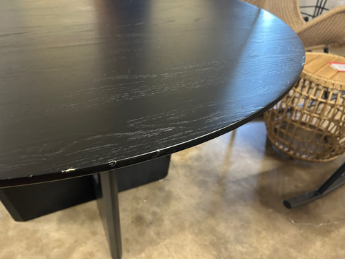 *CLEARANCE* Tovi 48” Round Dining Table - Black