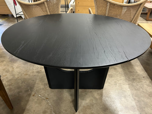 *CLEARANCE* Tovi 48” Round Dining Table - Black