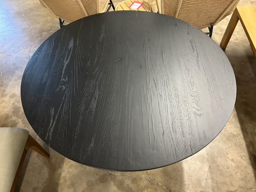 *CLEARANCE* Tovi 48” Round Dining Table - Black