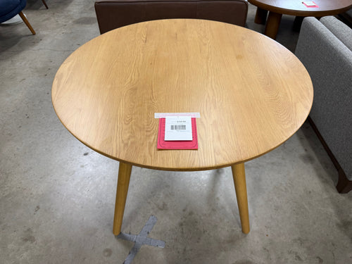 Seno 36" Round Dining Table - Oak