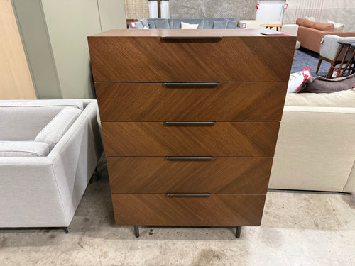 Nera 5-Drawer Chest - Walnut
