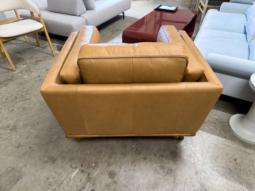 Timber 41" Leather Lounge Chair - Charme Tan