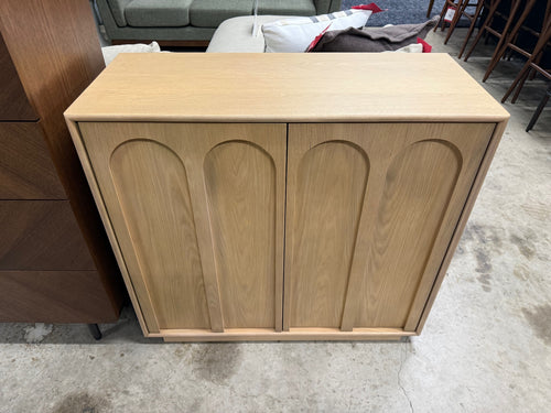 Prima 37" Cabinet - White Oak