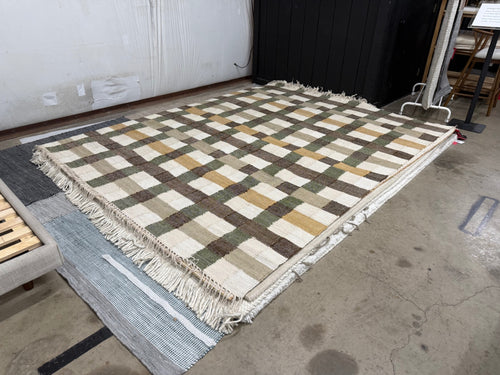 Romy 8 x 10 Jute Rug