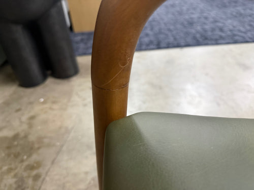 Lento 25" Leather Lounge Chair - Charme Green