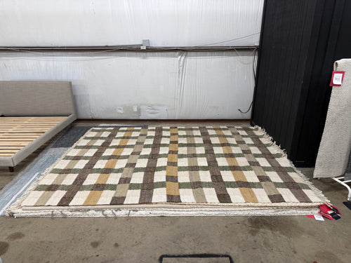 Romy 8 x 10 Jute Rug