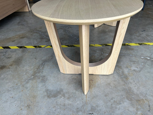 Tovi Side Table - Oak