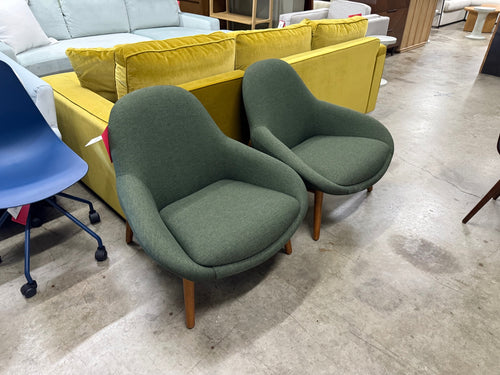 Pair of Sunny 32in Lounge Chairs - Vine Green