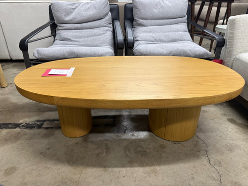 Baarlo 46" Coffee Table - Oak