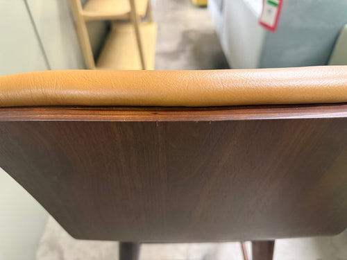 Sede Leather Swivel Counter Stool - Walnut And Toscana Tan